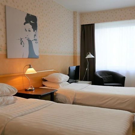 Linnanpiha Bed & Breakfast 劳马 外观 照片