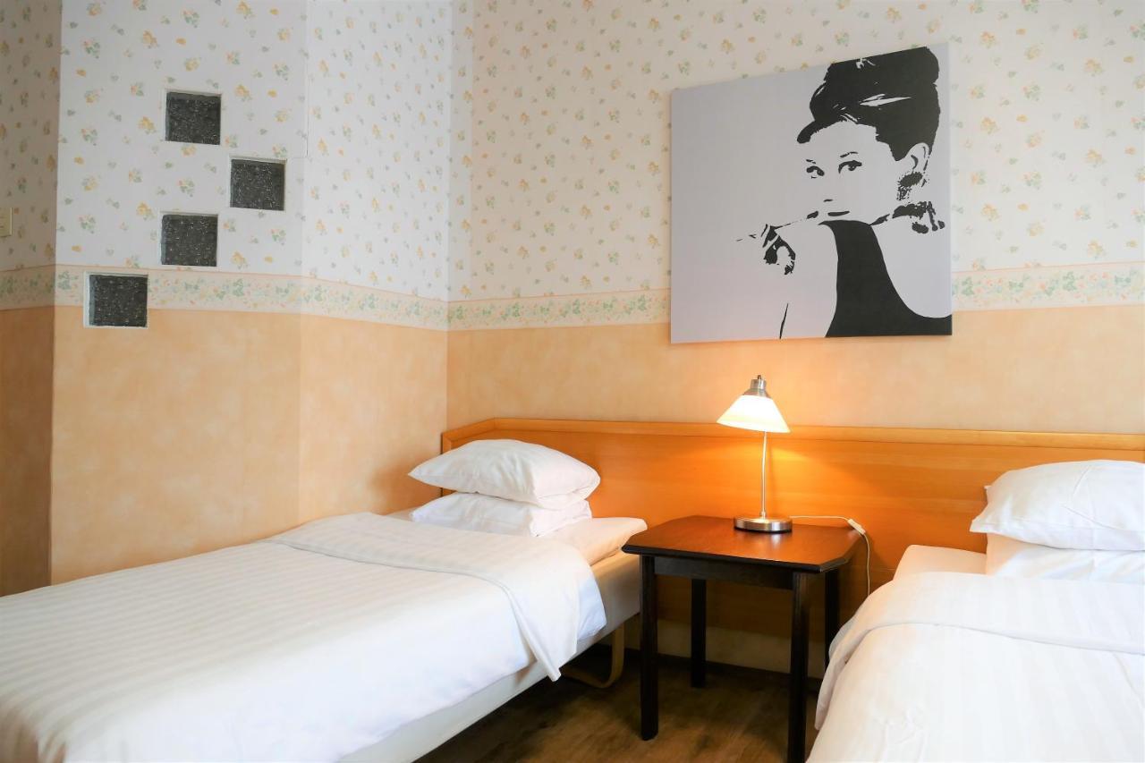 Linnanpiha Bed & Breakfast 劳马 外观 照片
