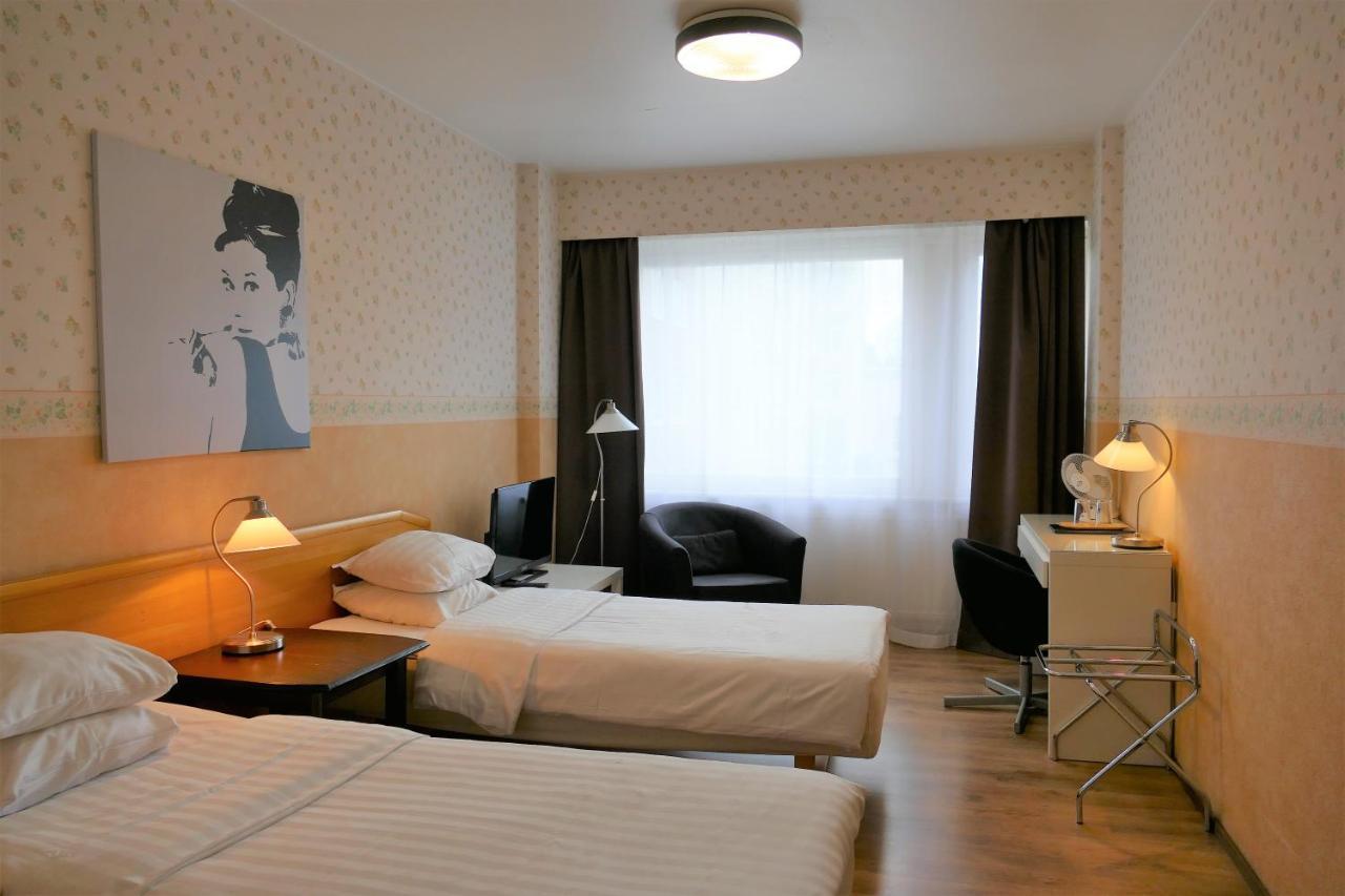 Linnanpiha Bed & Breakfast 劳马 外观 照片